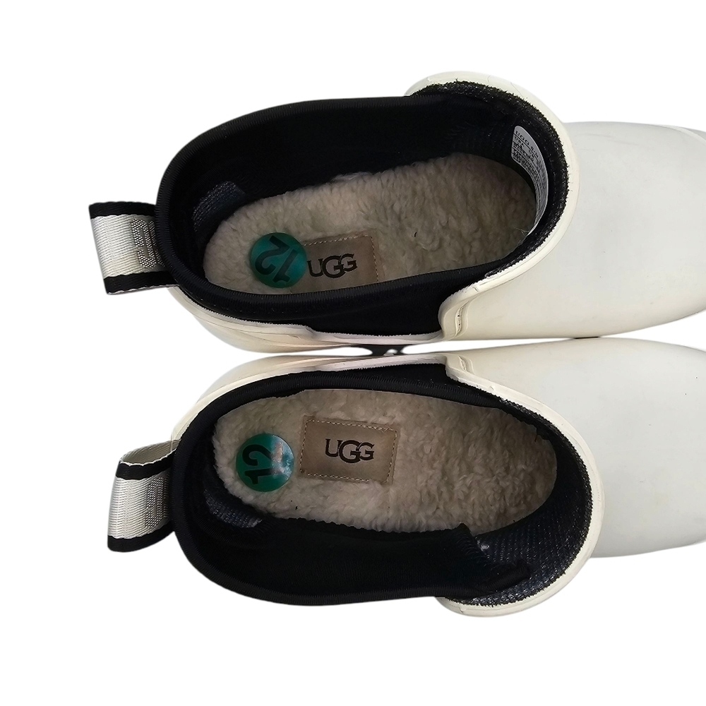 UGG Droplet Chelsea Rain Boots in White - Picture 5 of 13